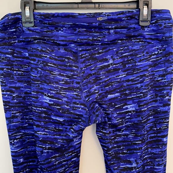 Blue camo leggings - Picture 2 of 4